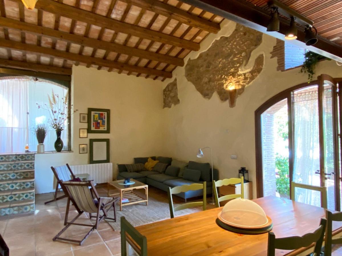 Вілла Santa Caterina - Dog Friendly With Garden Sobrestany Екстер'єр фото