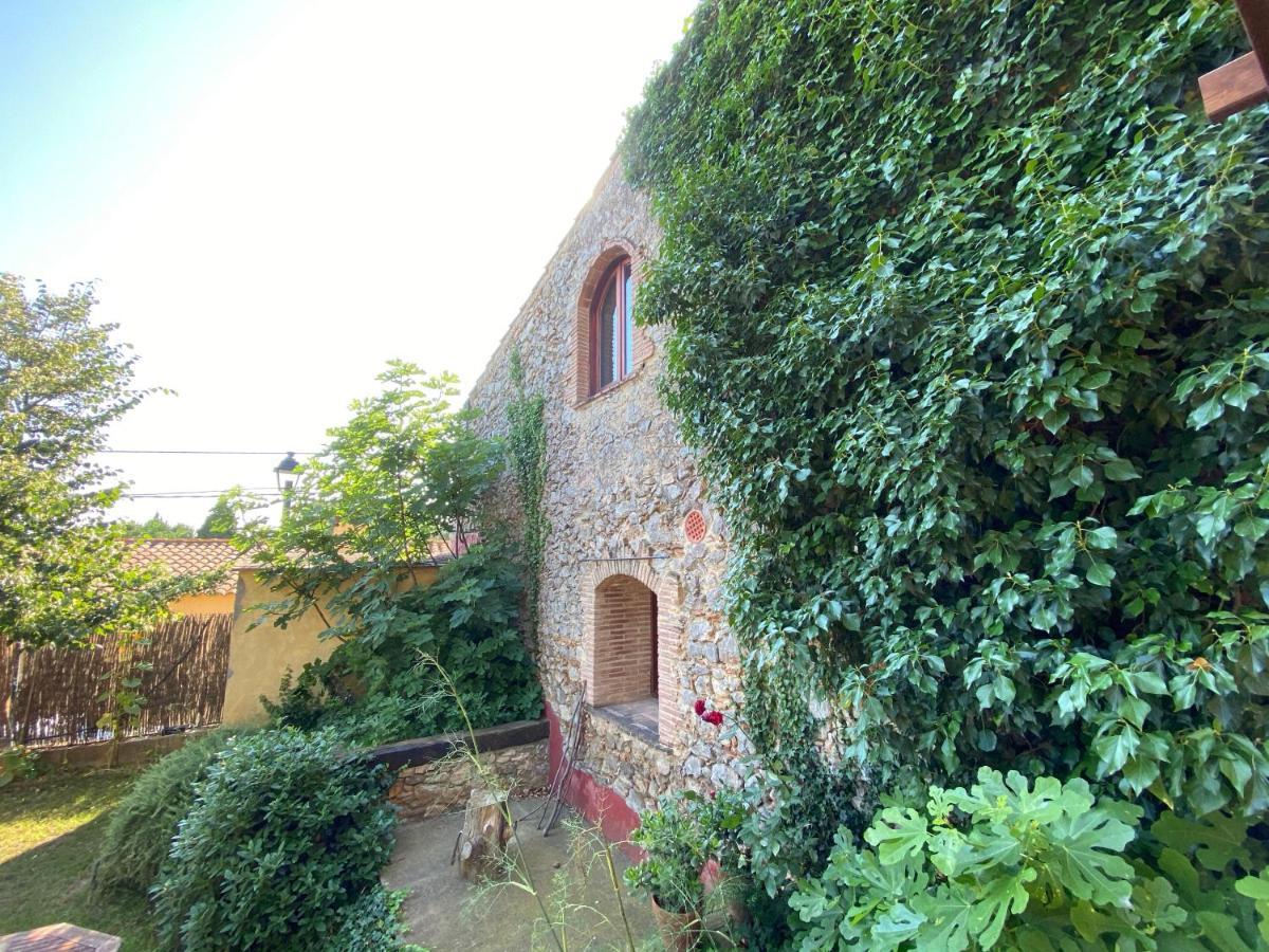 Вілла Santa Caterina - Dog Friendly With Garden Sobrestany Екстер'єр фото
